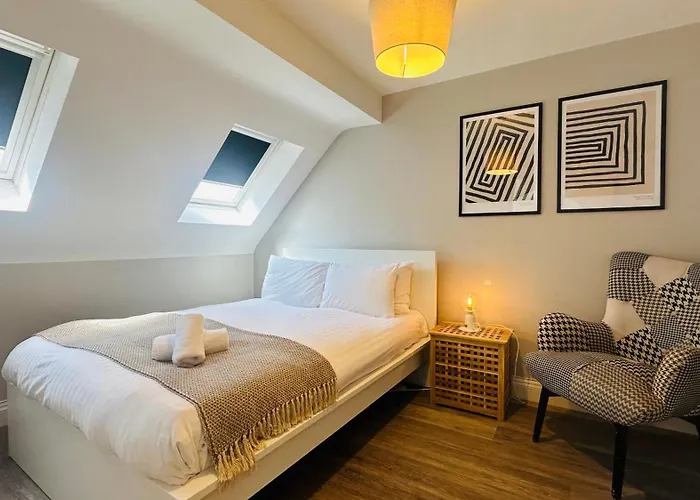 The Rainbow Hotel London